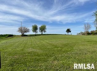 8400 Bomke Rd, Pleasant Plains, IL 62677