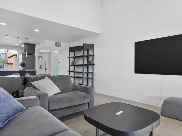 24 Haig Dr, Rancho Mirage, CA 92270