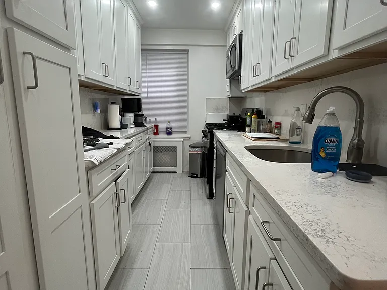 110 E End Ave #1KK — Photo 4