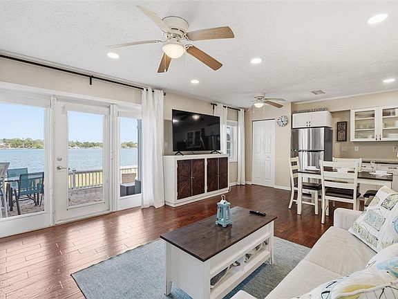 3rd image of 5117 SALMON DRIVE SE #B