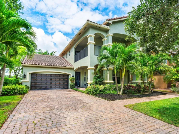 599 Cresta Circle, West Palm Beach, FL 33413