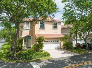 1145 Pin Oak St, Hollywood, FL 33019
