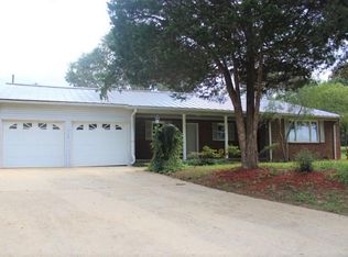 660 Brick School Rd, Muscle Shoals, AL 35661