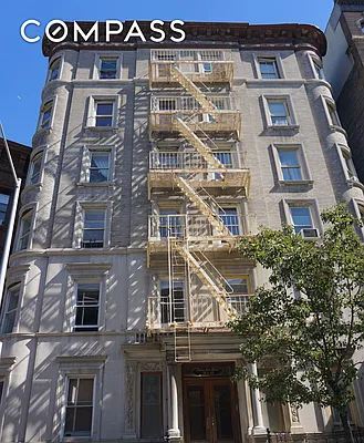 Rented by Compass | media 21