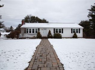 44 Alder Rd, Simsbury, CT 06070