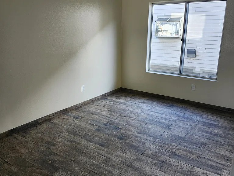 11150 Glenoaks Blvd #238 — Photo 9