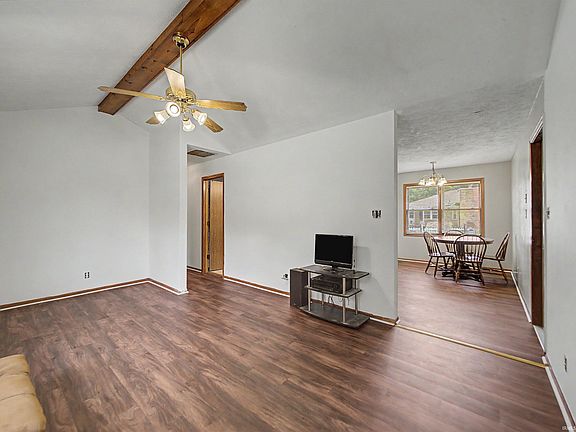 5th image of 1904 Davcohn Ave