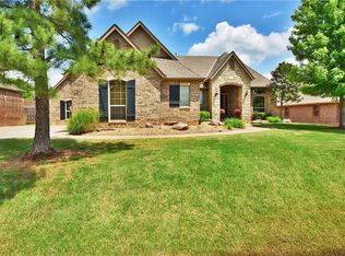 5901 Great Hampden Rd, Edmond, OK 73034
