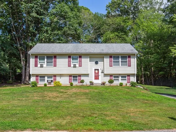 22 Reservoir Ave, Swansea, MA 02777