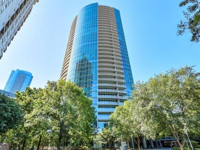 3338 Peachtree Rd NE APT 2402, Atlanta, GA, 30326