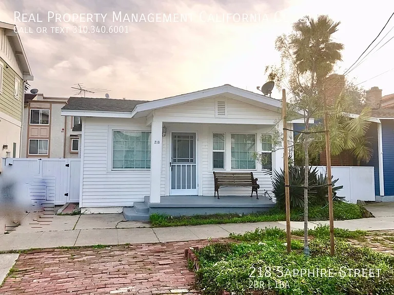 218 Sapphire St — Photo 2