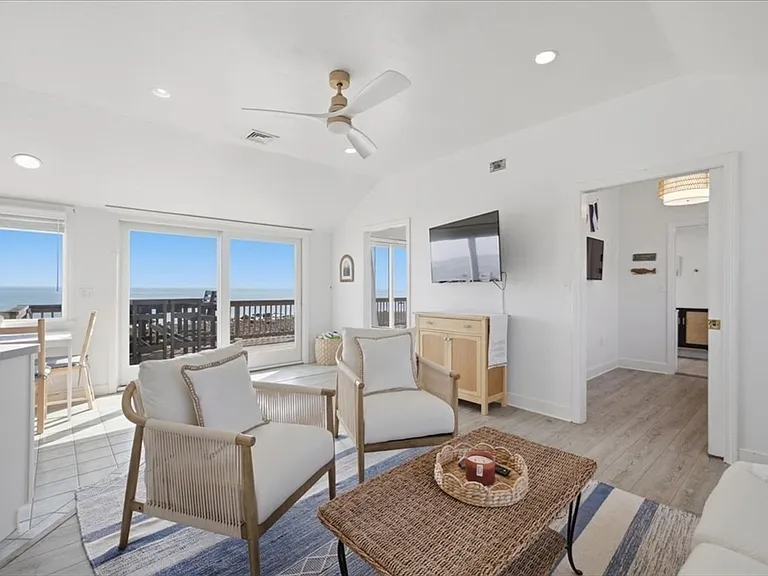 490 Ocean St #1 — Photo 19