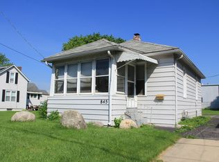 845 S Lake St, Aurora, IL 60506