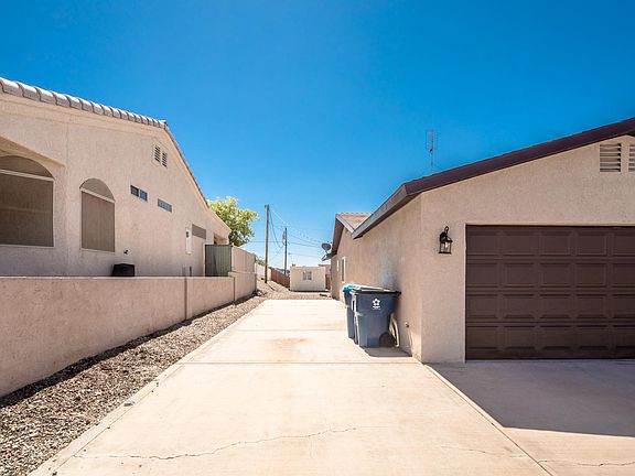 4th image of 2864 Thistle Dr