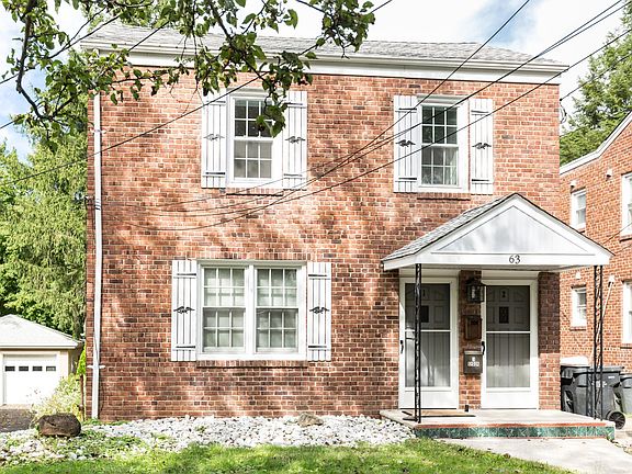Front exterior. Unit #2