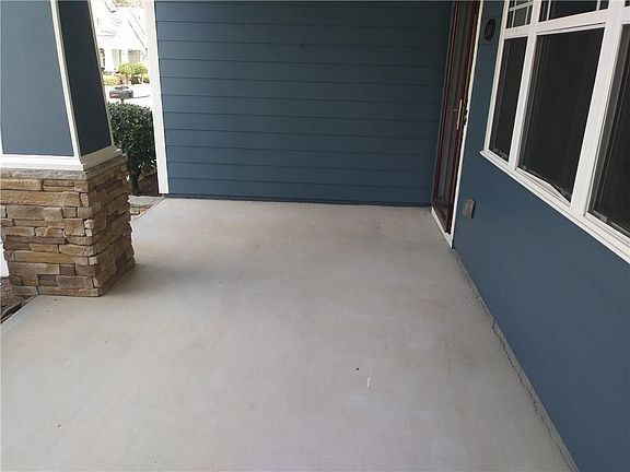 3rd image of 248 Mission Oak Dr