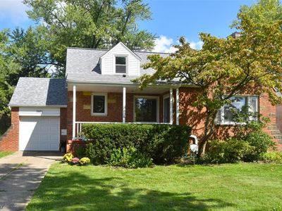 3601 Fairmount Blvd, Cleveland Heights, OH, 44118