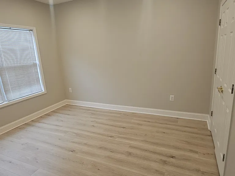88 Riva Blvd — Photo 12