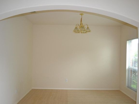 3rd image of 20727 Fernwick Village Dr