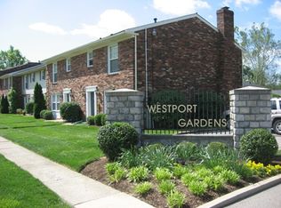 1334 Lynmar Dr APT 5, Louisville, KY 40222