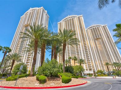 125 E Harmon Ave #2907, Las Vegas, NV, 89109