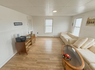 66 School St #2, Bristol, NH 03222