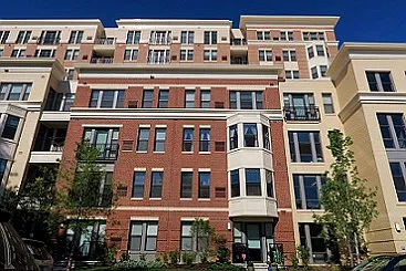 ICON Residences at The Rotunda — Photo 22