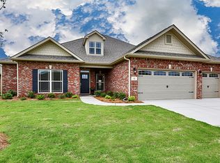 6 Candle St SW, Huntsville, AL 35824