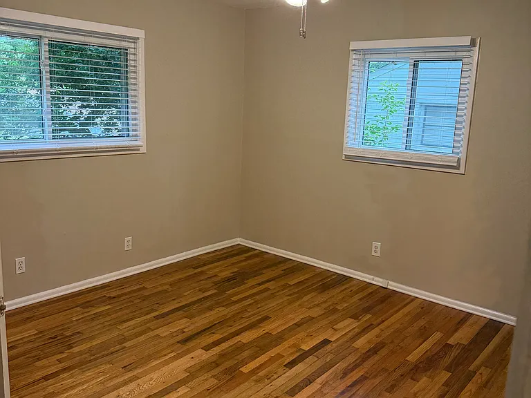 1078 Palafox Dr — Photo 6