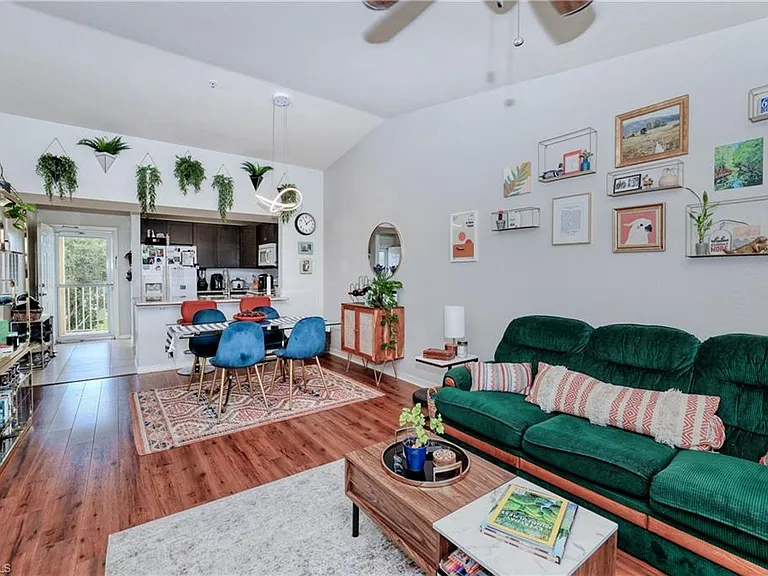 8294 Key Royal Cir #1633 — Photo 21