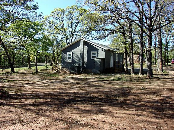 2nd image of 44021 Fairview Rd