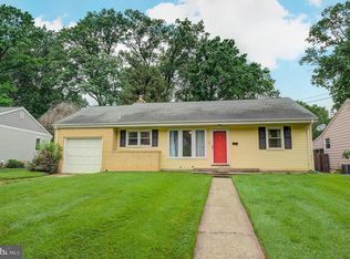 522 Sutherland Rd, Ewing, NJ 08618