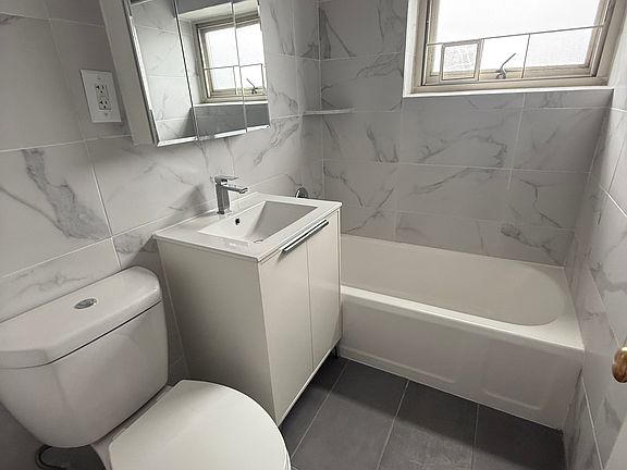 5th image of 189-04 64th Ave #13E