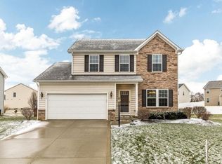 313 Evergreen Cir, Pickerington, OH 43147