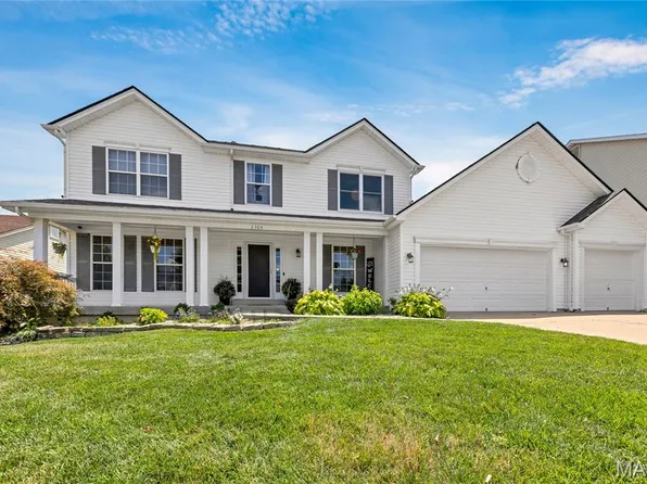 2304 Bear Fountain Run, Wentzville, MO 63385