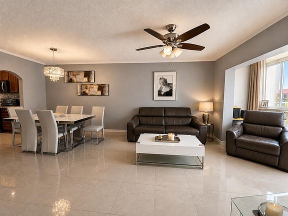 2nd image of 2951 E SUNRISE LAKES #312