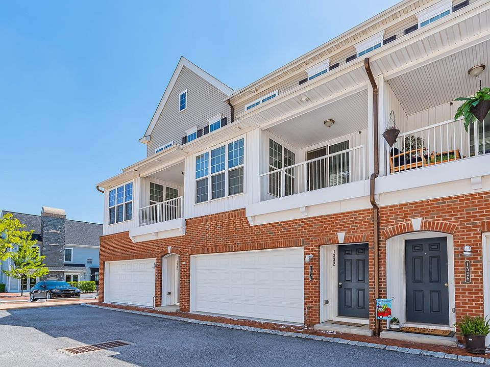 1st image of 1332 Saxton Way