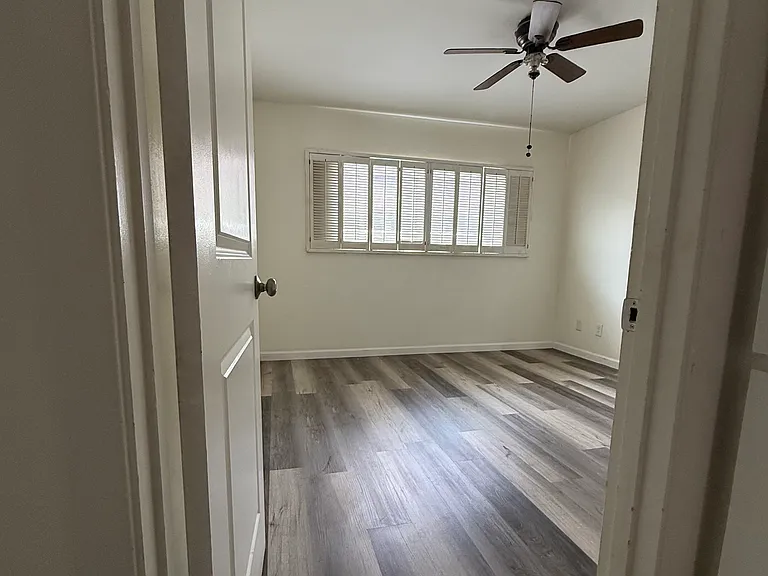 200 S Old Litchfield Rd #114 — Photo 8