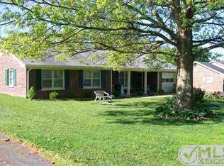 1004 Sunset Dr, Harrodsburg, KY 40330