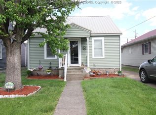 410 Hansford St, Saint Albans, WV 25177