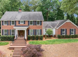 2626 Club Dr, Gainesville, GA 30506