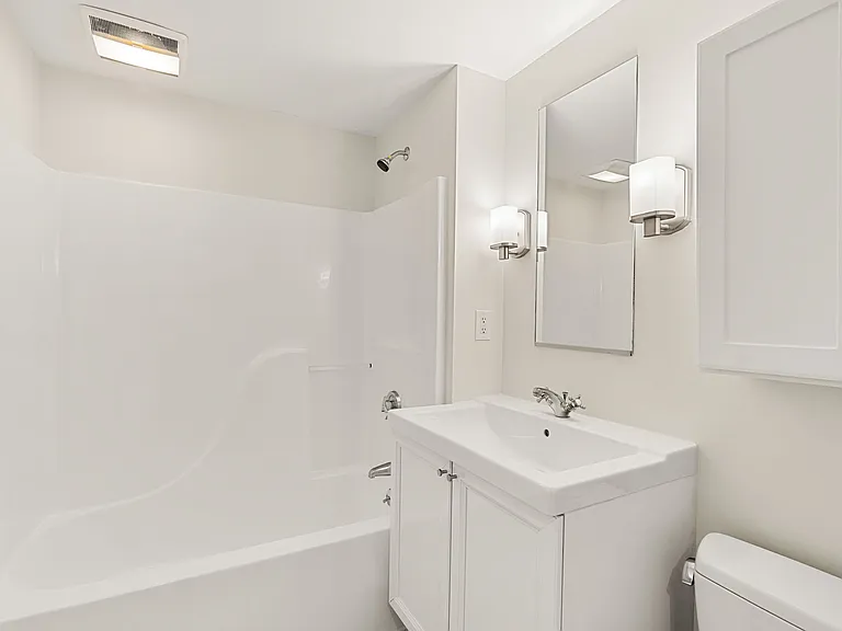 1008 Massachusetts Ave — Photo 19