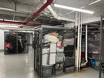 Rented by R New York