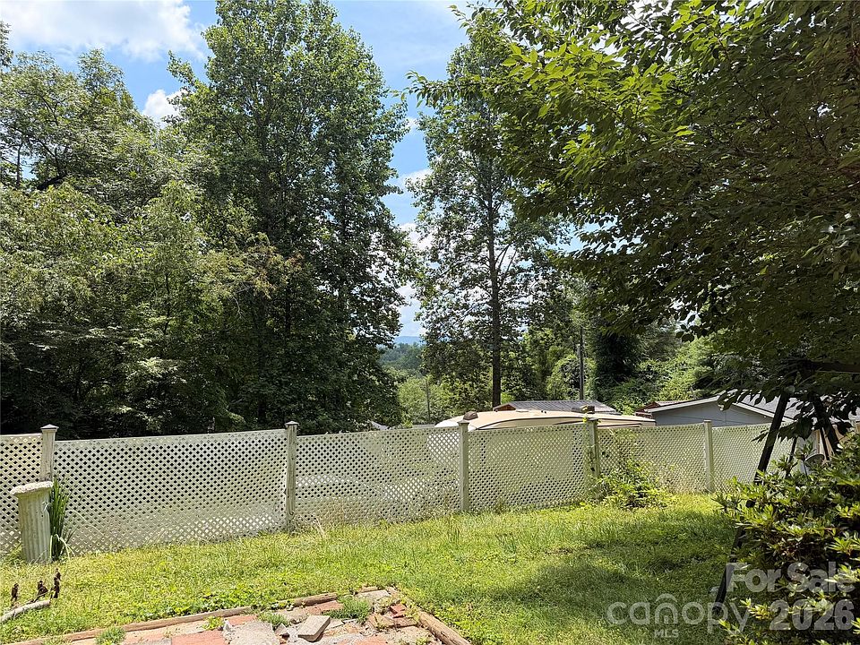 2nd image of 85 Corona Heights Ln