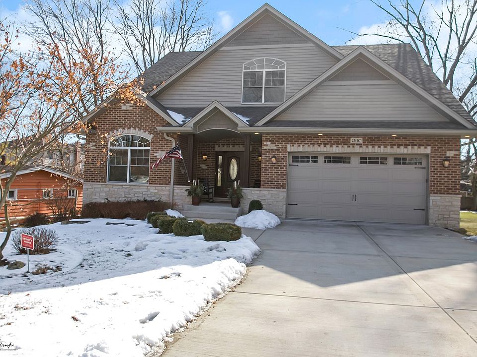 1st image of 22W547 Cherry Ln
