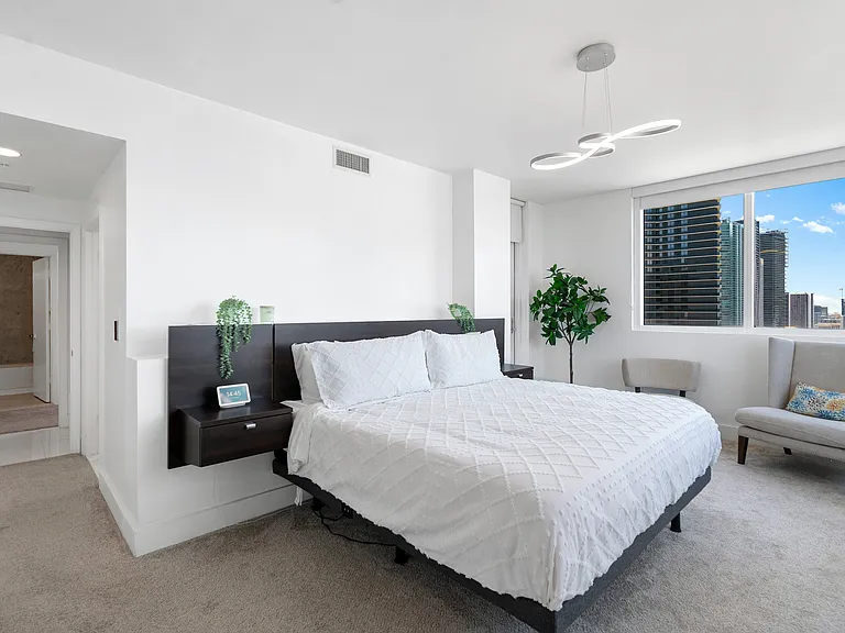244 Biscayne Blvd #2602 — Photo 9