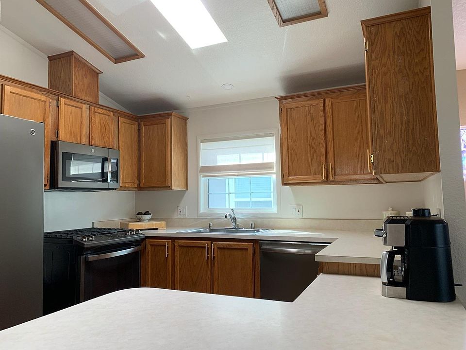 1st image of 1350 E Bayshore Rd #322