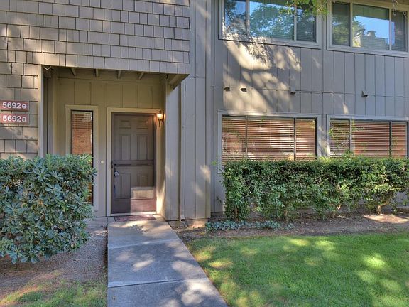 3rd image of 5692 Makati Cir APT A