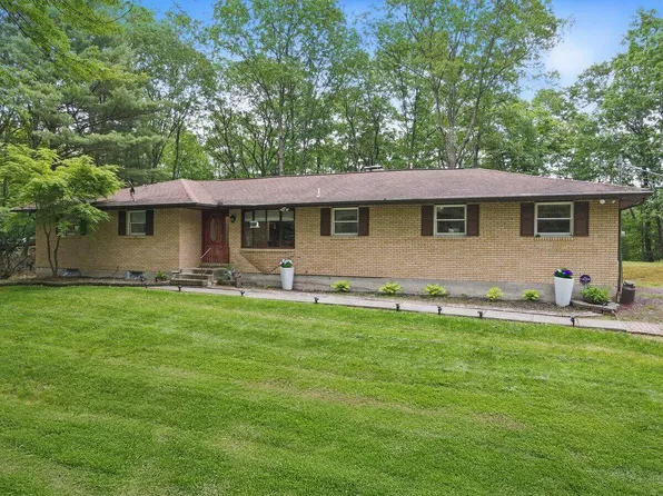 3106 Janet St, East Stroudsburg, PA 18301