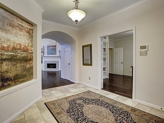 5th image of 8542 Hillsboro Pl